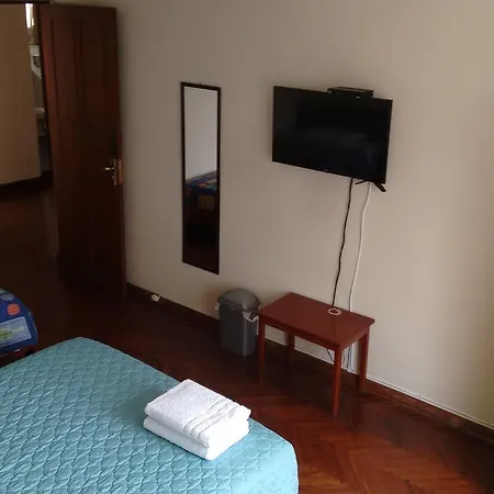 Cozy And Comfortable Home In Miraflores Lima Exterior foto